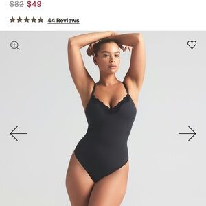 SKIMS Fits Everybody Lace Push-up Bodysuit Onyx